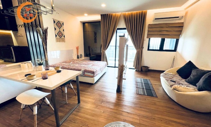Seri Kembangan Apartamento | Symphony Tower Unique Studio Big Balcony With KLCC City View