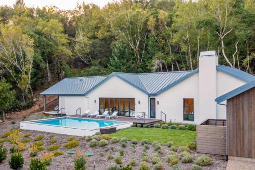 Sonoma Villa | Syrah by AvantStay Hilltop Haven in Sonoma Private Pool Patio