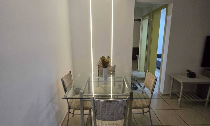 Tiradentes Apartamento | Térreo, Completo, Seguro, Academia e Piscina. Aceita Pets. Espaço Para Trabalho