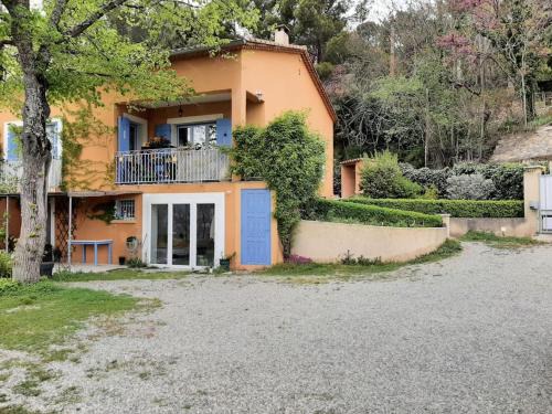 Apt Apartamento | T.Belle Vue Panoramique au coeur du Luberon 40m2 + pergola . jardin. P