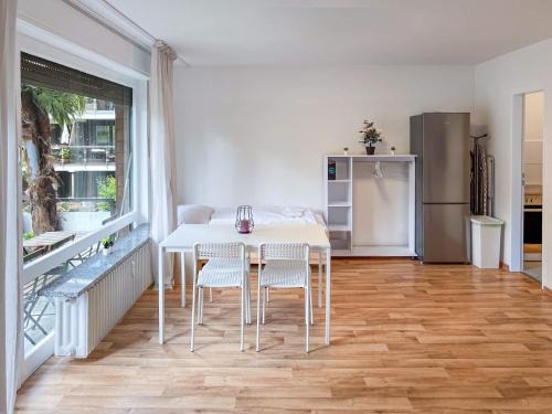 Krefeld Apartamento | T&K Apartments - Krefeld - 1 Zimmer Apartment mit schönem Gartenblick - 25min FAIR DUS