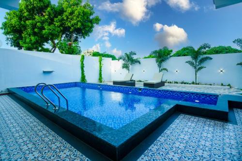 Kuilapalayam Complejo | T Resort with Swimming Pool