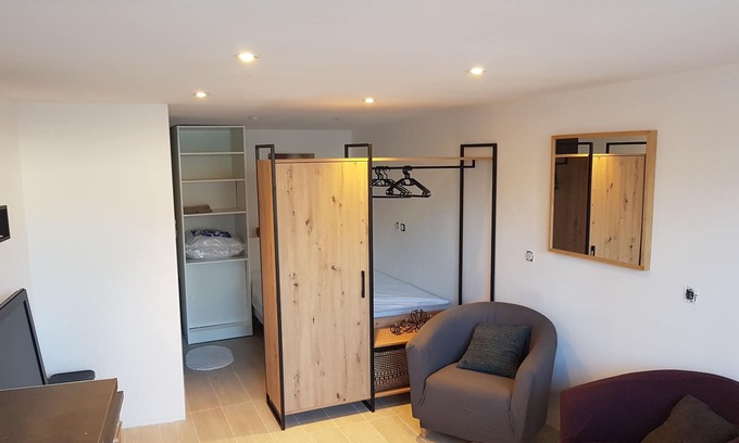 Sud Apartamento | T1 10 minute walk from Aix en Provence city of water city of art