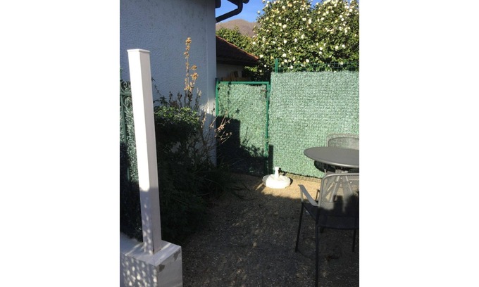 Saint-Jean-Pied-de-Port Apartamento | T1Bis in a charming house all comfort downtown ST j PIED DE PORTWifi