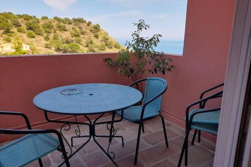Cerbere Apartamento | T2 appartment with sea view and swimmimg pool.