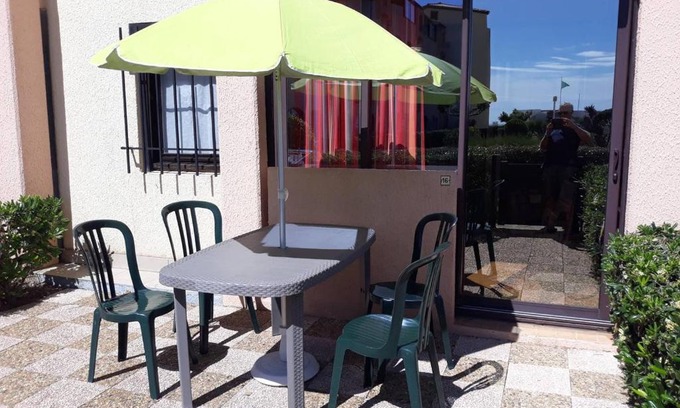 Le Barcares Apartamento | T2 Cabine 4 pers, Terrasse, Parking, Plage à 50m - FR-1-81-529