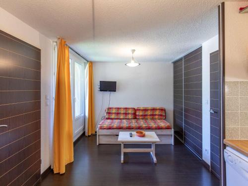 Luz-Saint-Sauveur Apartamento | T2 cabine avec balcon, piscine et parking à Luz-Saint-Sauveur, proche commodités et stations de ski - FR-1-402-140