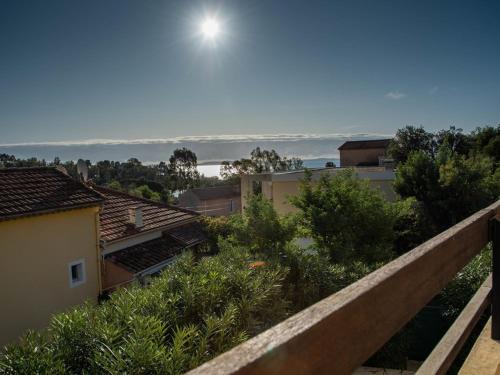 Le Lavandou Apartamento | T2 + cabine, parking, clim, 250m de la plage - FR-1-803-18