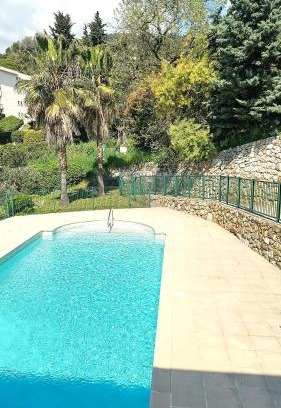 Vence Apartamento | T2 clim piscine tout équipé au calme