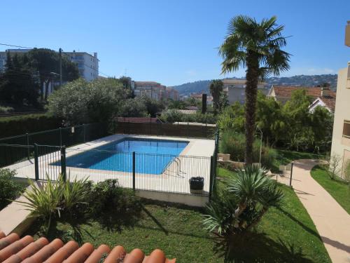Golfe Juan Apartamento | T2 coquet proche plages, port et centre ville
