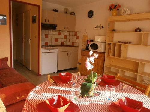 Pla d'Adet Apartamento | T2 cosy 4 pers à Saint-Lary Soulan - Pied des pistes, balcon sud, ascenseur, local à ski - FR-1-457-238