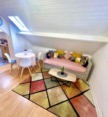 Saint-Quentin Apartamento | T2 Cosy et Lumineux - Proche centre et commodités