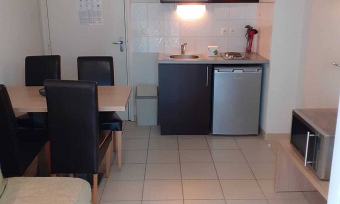 Salies-de-Bearn Apartamento | T2 Dans Résidence Avec Piscine B18