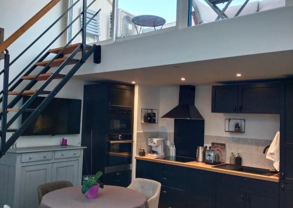 La Ciotat Apartamento | T2 de standing près du port, avec terrasse et clim