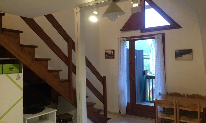 Bagneres-de-Luchon Apartamento | T2 Duplex Apartment Cabin al pie del teleférico (estacionamiento, bodega)