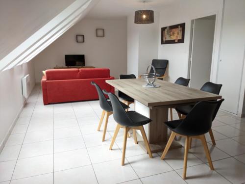 Perros-Guirec Apartamento | T2 lumineux à Perros-Guirec, plein centre-ville