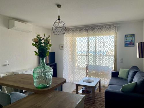 Bastia Apartamento | T2 moderne et lumineux, clim, terrasse et vue mer