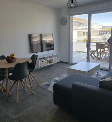 Puget-sur-Argens Apartamento | T2 neuf piscine Le Lac