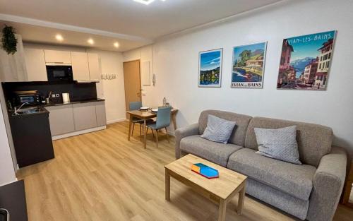 Evian-les-Bains Apartamento | T2 - vue lac - 100 m du Hilton - Garage privé - 4 étoiles