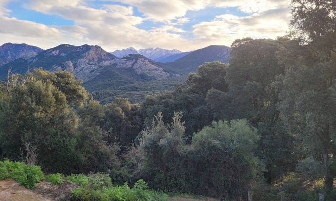 Eccica-Suarella Apartamento | T3 apartment 15 minutes from the sea, facing the mountains