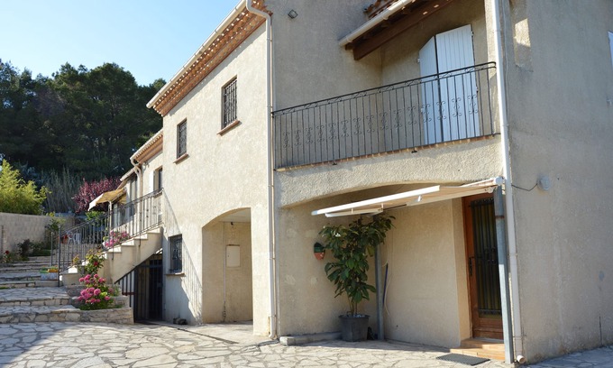 Poussan Apartamento | t3 in villa in pousan near etang de thau and sete