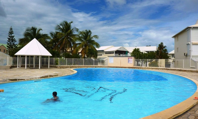 Grande-Terre Apartamento | T3 de pie marina directa Saint-François view marina