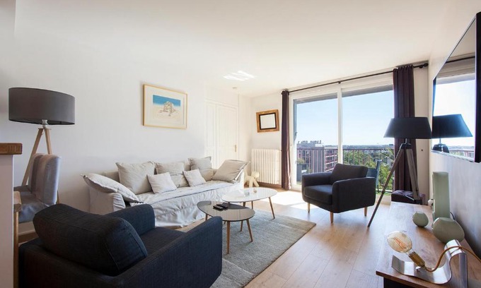 Bourg-l'Eveque Apartamento | T4 refait à neuf Rennes, 3 ch. parking, 2 balcons.