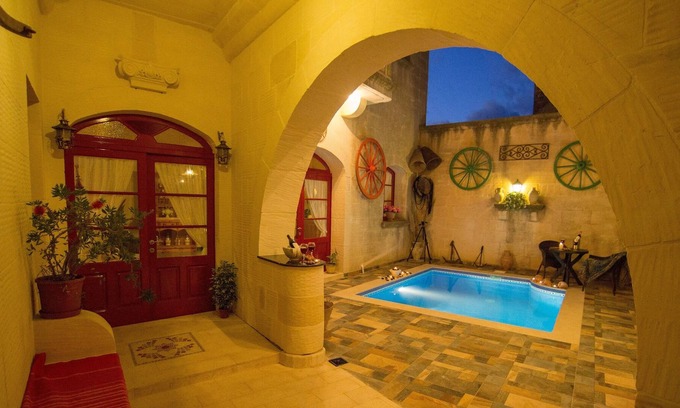 Xewkija Villa | Ta 'Marie, una villa con aire acondicionado en una zona tranquila en Gozo