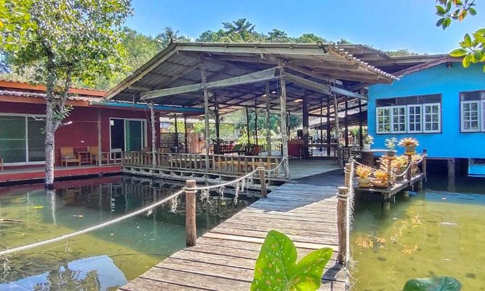 Ko Kood Casa | TA YAI HOMESTAY (ตา ยาย โฮมสเตย์)