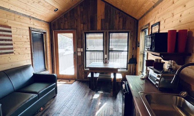 Eagle Rock Cabina | Table Rock Tiny Home The Big Piney
