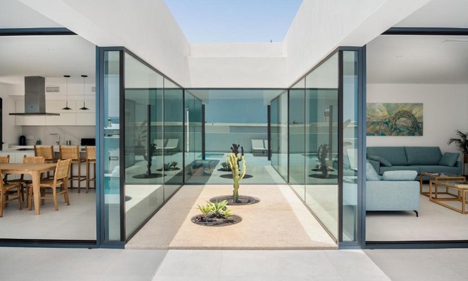 Puerto Calero Villa | TABOIRE by Buenavilla