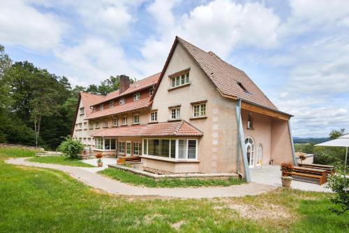 Kuenzell Hotel | Tagungshotel Wiesenhaus