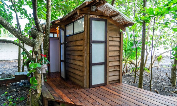 Taiarapu-Ouest Casa | TAHITI - Bungalow Vavi