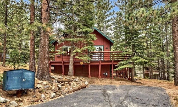 Pioneer Trail Cabina | Tahoe cabin