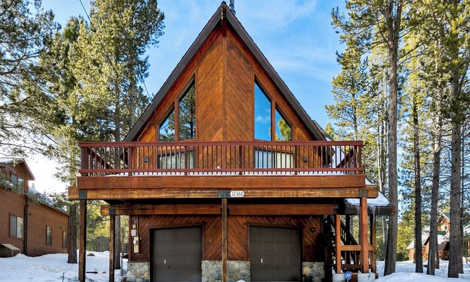 Truckee Casa | Tahoe Donner Lujo: 4bd / 3BA / Slp8-12 Backs Para XCountry Esquí