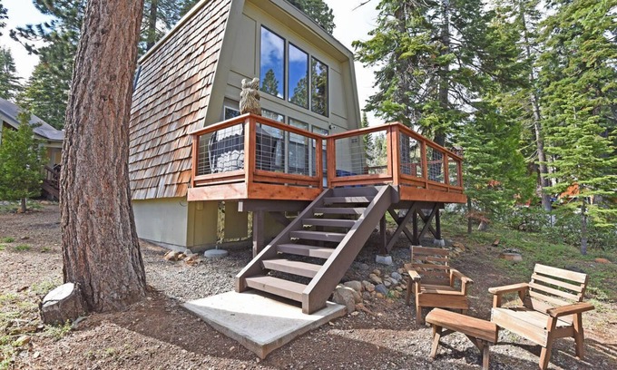Talmont Casa | Talmont * West Shore 3BR * Tahoe Park Beach * Cabaña de montaña elevada