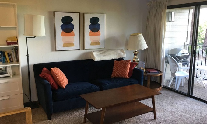 Carnelian Woods Casa | Tahoe Retreat: 2 BR, 1.5 BA
