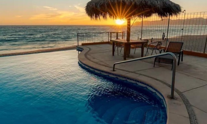 Barra de Navidad Condominio | This condominium is a 2 bedroom(s), 2 bathrooms, located in Barra de Navidad, Jalisco.