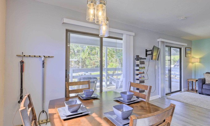 Steinhatchee Cabaña | Tailing Tides Getaway w/ Covered Boat Parking!
