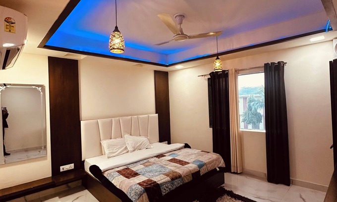 Rakabganj Cama Y Desayuno | Taj Castle Homestay