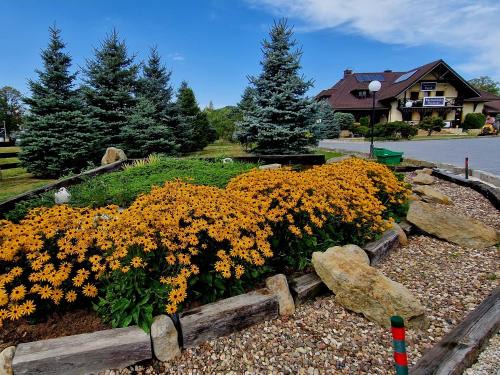 Szczytna Cama Y Desayuno | Tajemniczy Ogród Szczytna - Bed & Breakfast