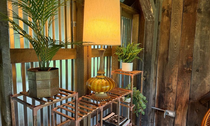 Hector Cabina | Take it easy at this unique and tranquil getaway