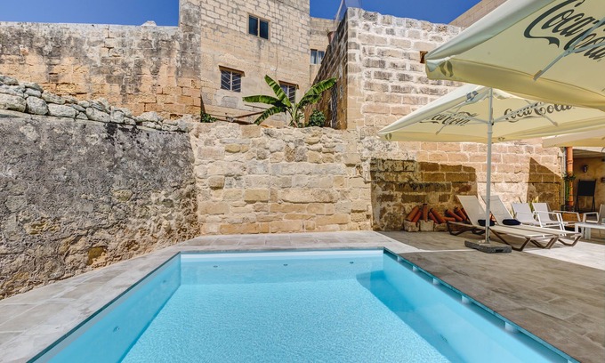 Gudja Cama Y Desayuno | Talbot and Bons Boutique Bed & Breakfast