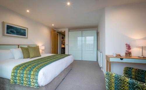 Wexford Apartamento | Talbot Suites at Stonebridge