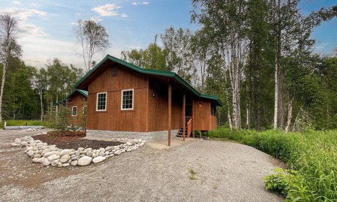 Talkeetna Cabina | Talkeetna Wilderness Lodge - Luxury King Cabin 9