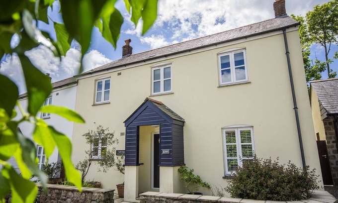 Charlestown Casa | Tall Ships, Charlestown - two ticks from the harbour