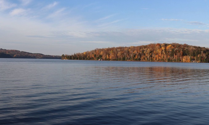 Lake of Bays Cabina | Tally-Ho Inn