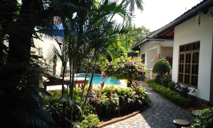 Lovina Villa | Taman Melati