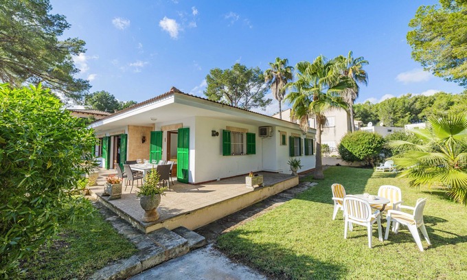 Alcudia Chalet De Esquí | TAMARELLS Casa a 100m de la playa de Alcudia
