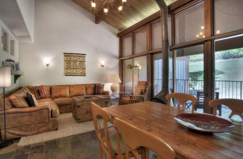 Purgatory Casa | Tamarron Gambel Oak 783